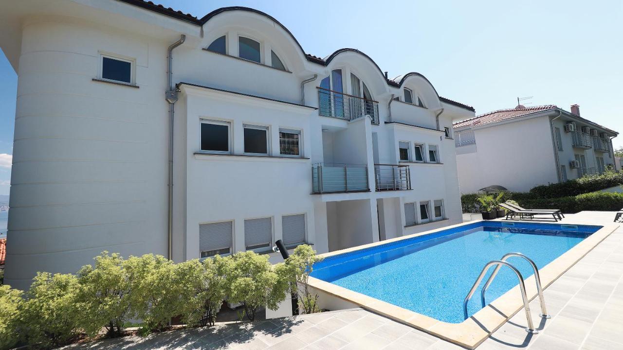 Sea View Apartment In Ičići 외부 사진