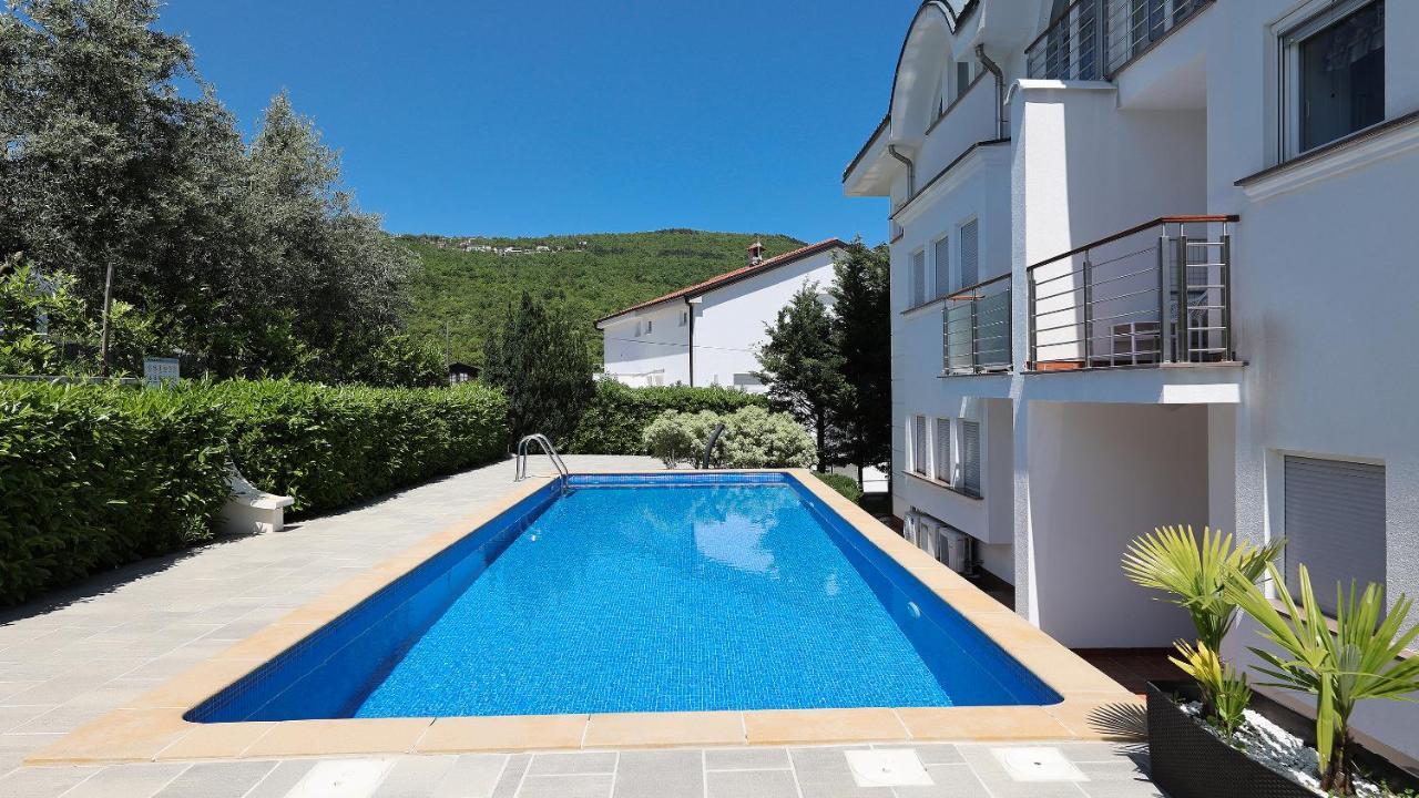 Sea View Apartment In Ičići 외부 사진