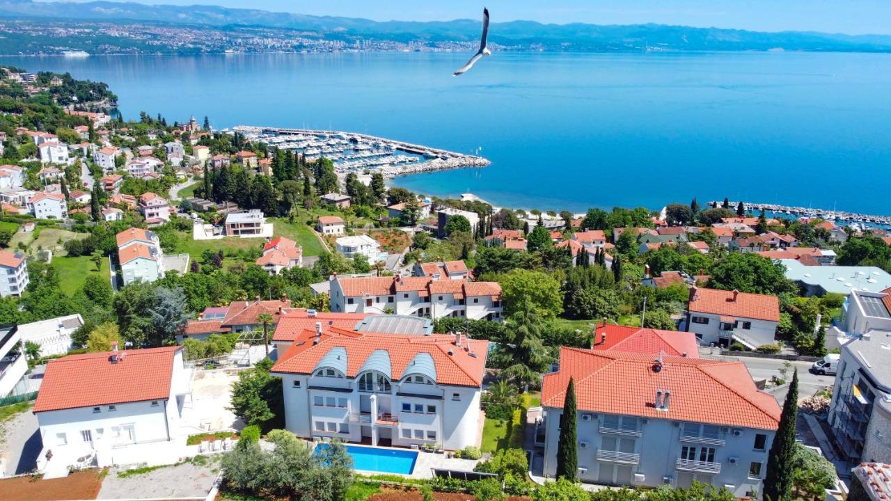 Sea View Apartment In Ičići 외부 사진